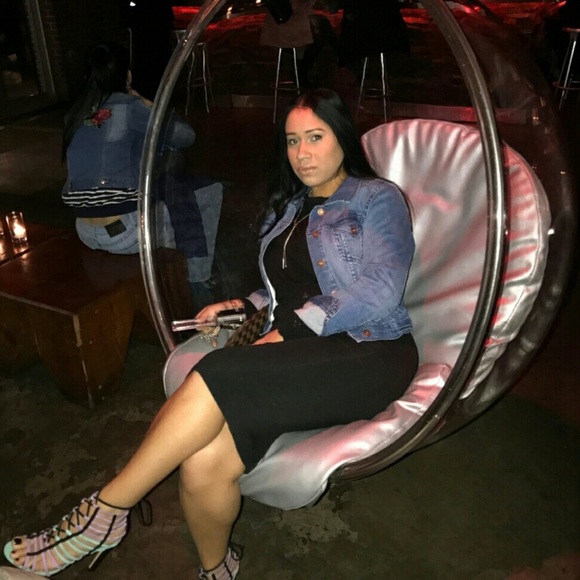 Meet your seller? - Picture 14 of 16